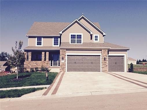 1st image of 817 SE Meadowlark