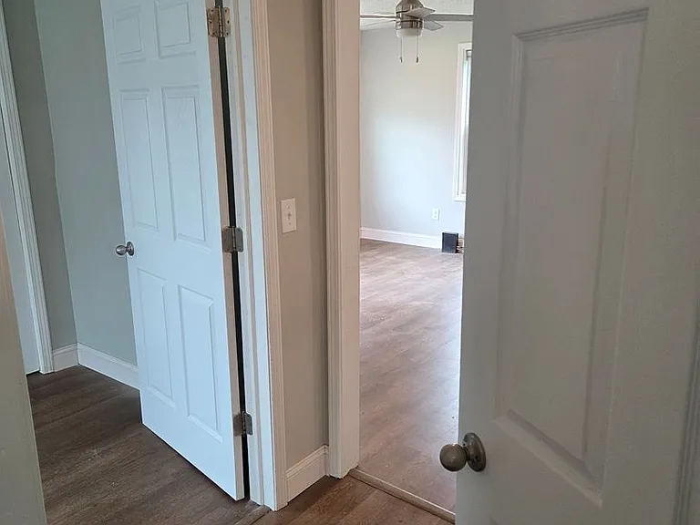 1744 Granby Rd — Photo 14