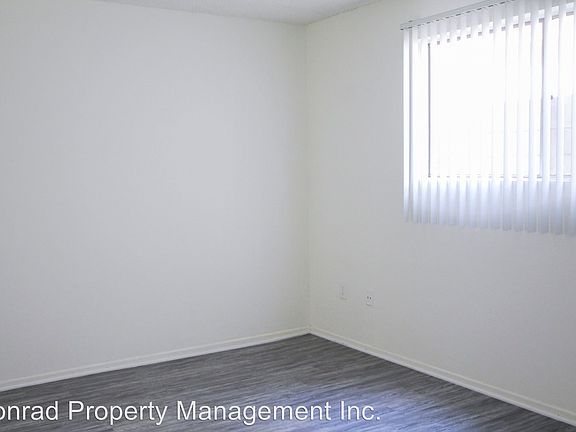 3rd image of 7457 Woodman Ave APT 06