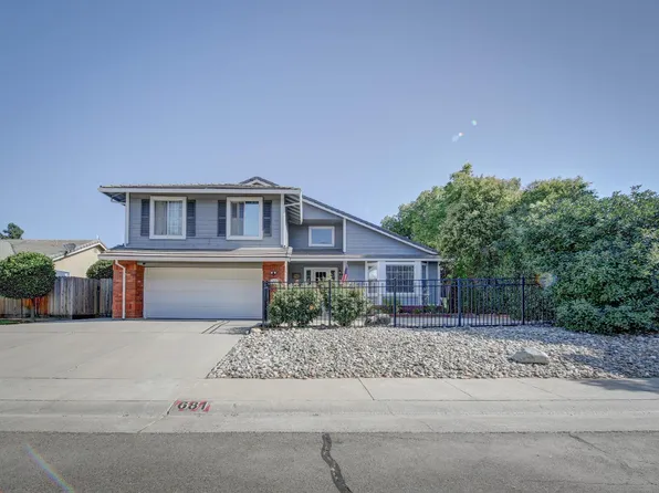 681 Canyon Creek Way, Galt, CA 95632