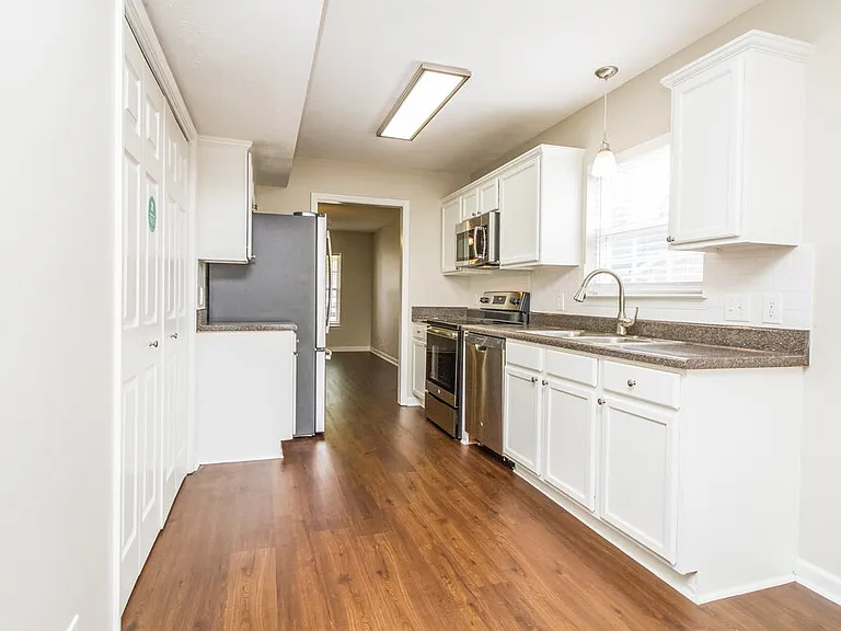 1120 Sima Shabat Ct — Photo 9