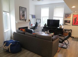 1039 Lasalle St, Chicago, IL 60610