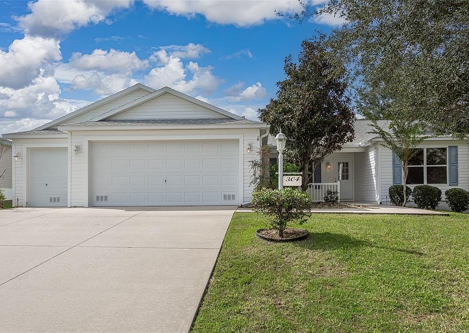 1st image of 304 Knoll Pl