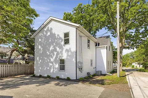 3815 Brunswick Ave S — Photo 3