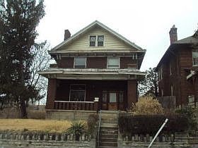 1st image of 4129 Kirby Ave