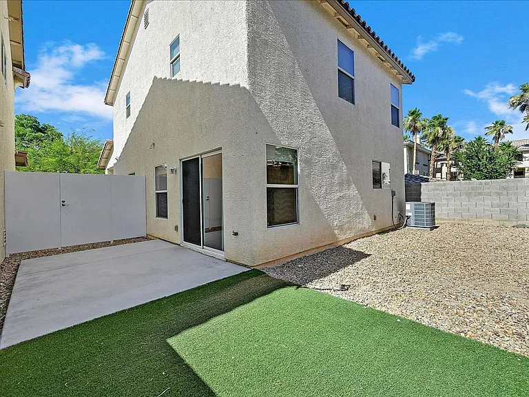8755 Firecracker Ct — Photo 21
