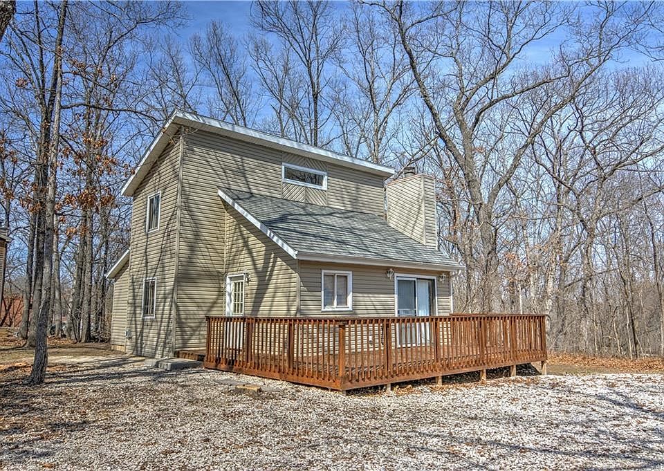 This cute little home is located on a great lot with plenty of space. There is certainly room for a garage, and more if you have the imagination!