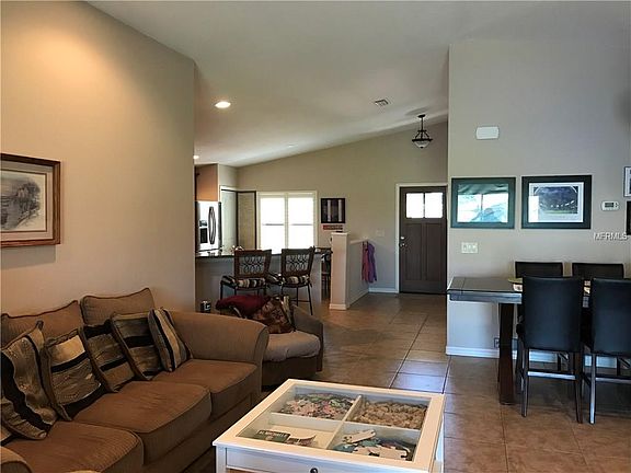 5th image of 219 San Casciano Ln
