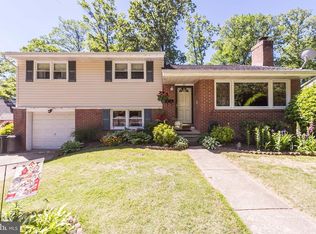 35 E Ridgely Rd, Lutherville Timonium, MD 21093