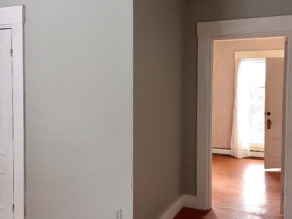 2nd flr bedroom 