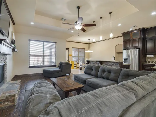 11721 SW 14th St, Yukon, OK 73099