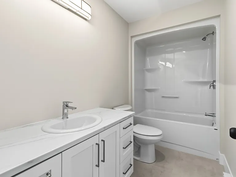 286 Maccoun St #284 — Photo 9