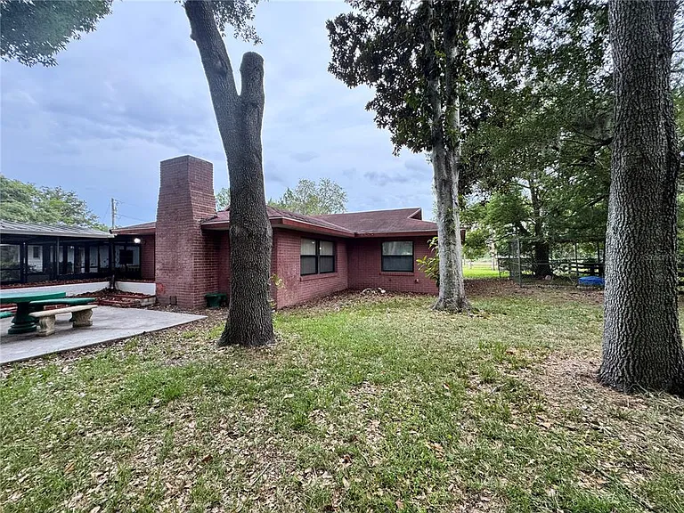 8225 E Highway 25 — Photo 53