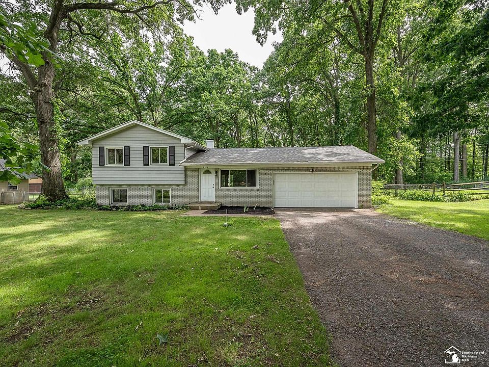 2389 Devonshire Dr, Temperance, MI 48182 | Zillow