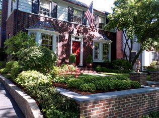 22 Raymond Ave, Rutherford, NJ 07070