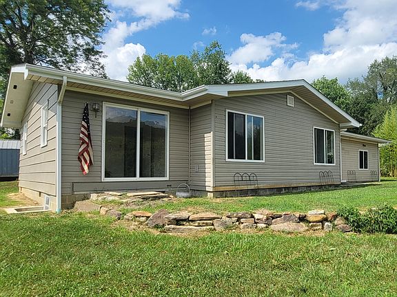 2nd image of 33 Dillon Ln