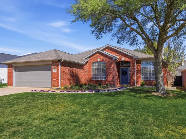 1635 Nightingale Ln, Corinth, TX 76210