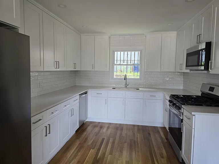 639 Oakdene Ave #1 — Photo 31