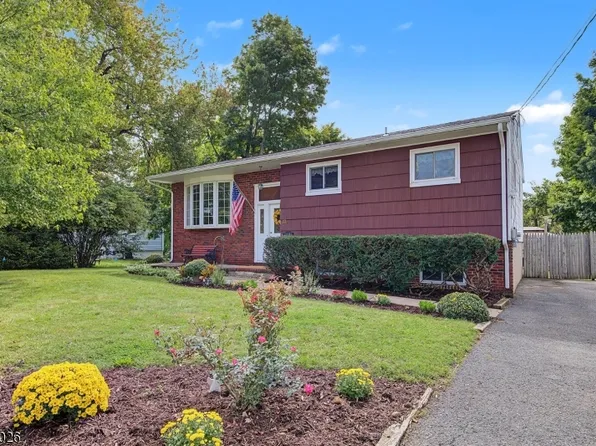 73 Centerton Dr, Parsippany-Troy Hills Twp., NJ 07054