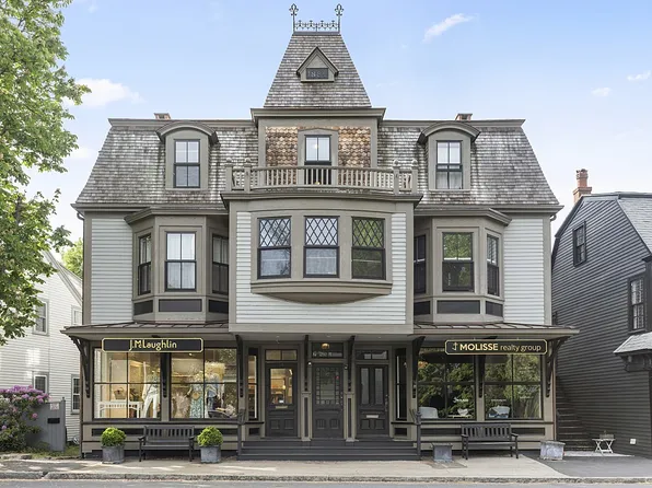 11 Central St #1, Manchester, MA 01944