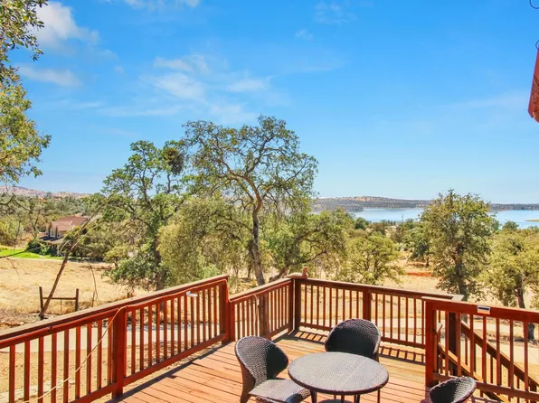 5270 Arbolada Dr, La Grange, CA 95329