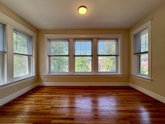 3rd image of 714 Westgate Ave #2