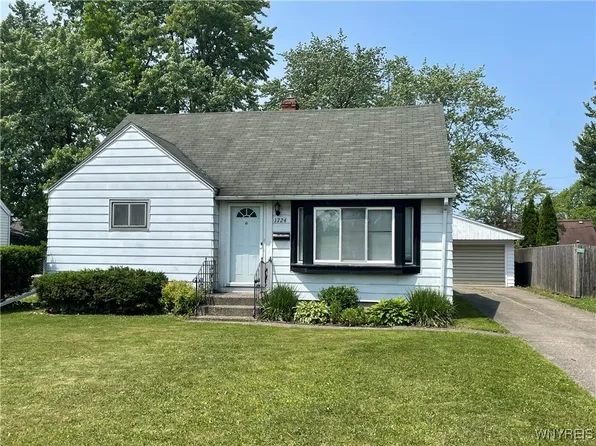 1724 Parker Blvd, Tonawanda, NY 14150