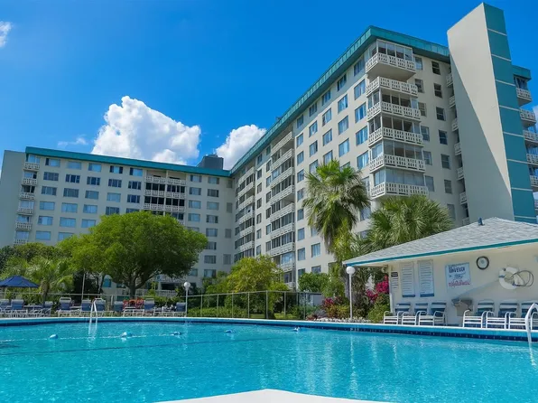 4330 Hillcrest Drive #420, Hollywood, FL 33021