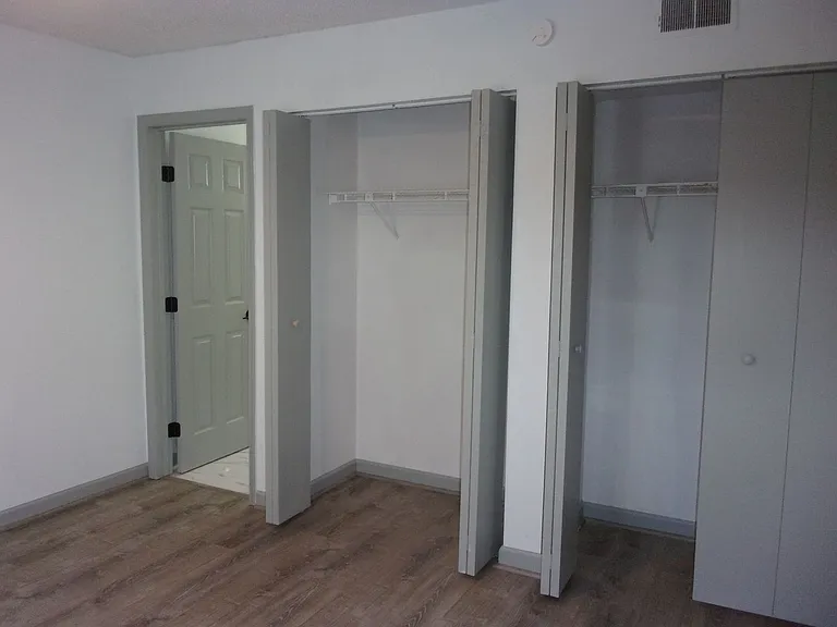 1673 Eagles Pl #102-C — Photo 6