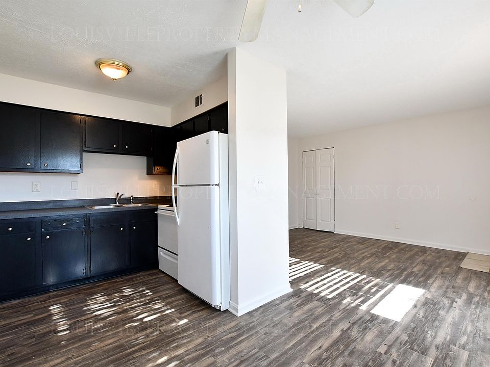 1st image of 4403 Kern Ct APT 1