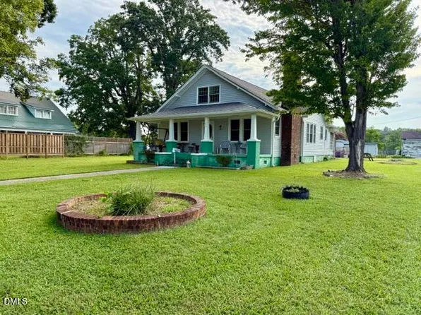 200 N 7th St, Mebane, NC 27302