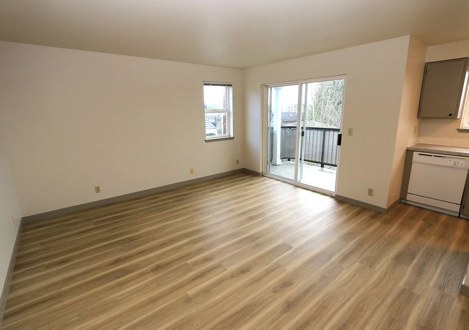 2626 Apartments — Photo 2