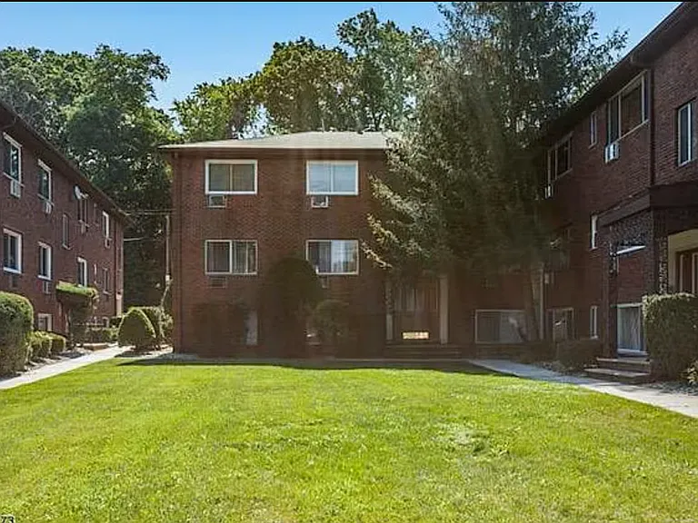 378 Valley St #C5C — Photo 1