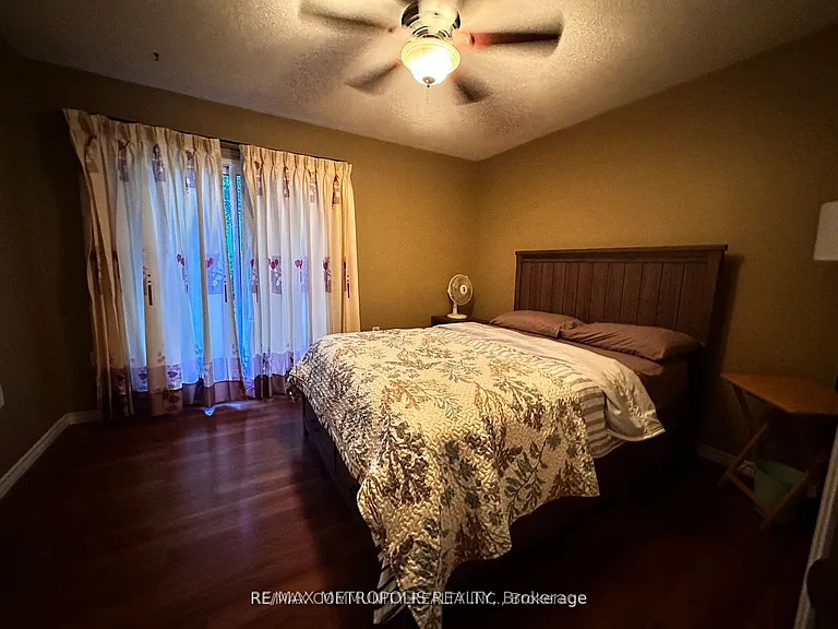 498 Hiscock Shores Rd — Photo 13