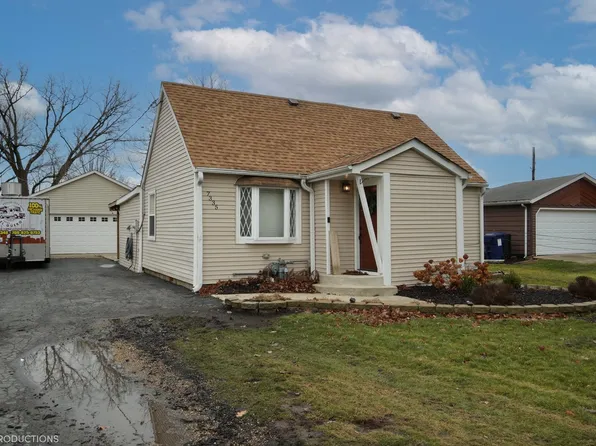 7335 W 74th St, Bridgeview, IL 60455