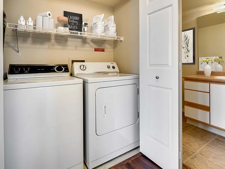 Clearwater Apartments — Photo 9