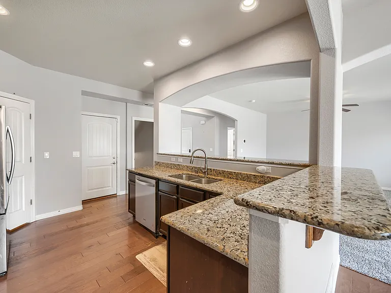 10202 Boulder Ridge Dr — Photo 6
