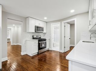621 Roosevelt Ave, Carteret, NJ