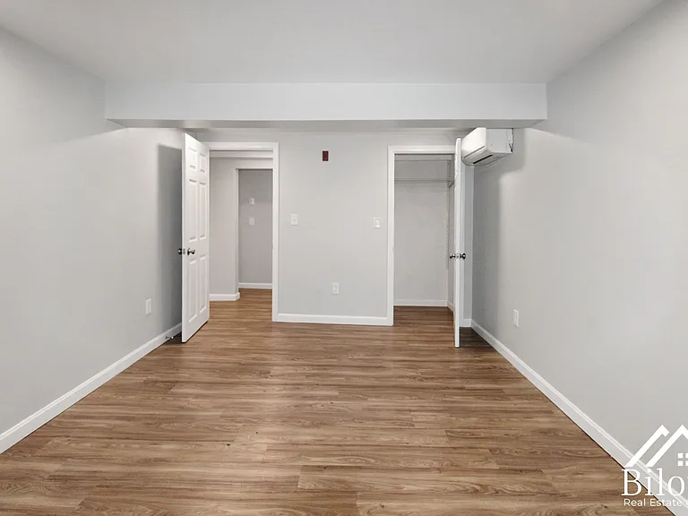 242 Waterman Avenue — Photo 35