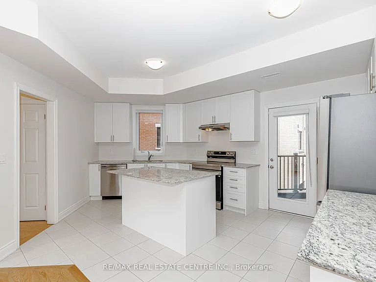 3 Marvin Ave — Photo 11