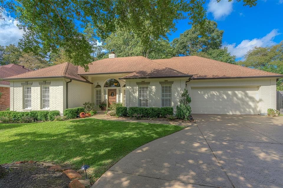 2nd image of 184 Springs Edge Dr