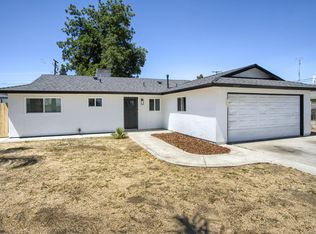 1125 N Farmersville Blvd, Farmersville, CA 93223