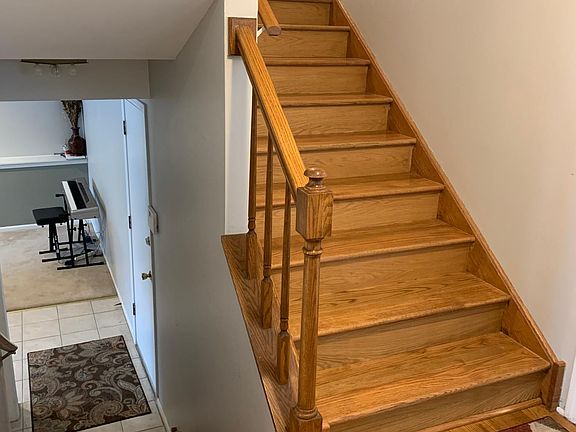 3rd image of 667 Cherrywood Dr