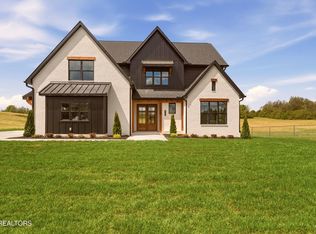 529 Old Glory Rd, Maryville, TN 37801