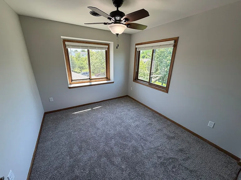 161-169 Talon Pl — Photo 11