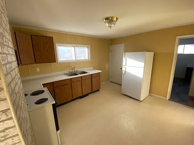 3 bed, 1100 sqft, $1,125 — Photo 4