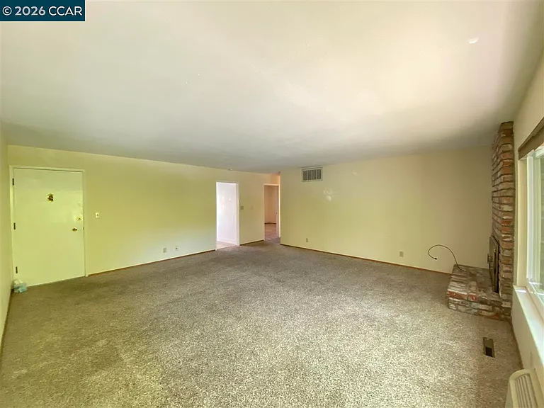 2145 Donald Dr #3 — Photo 8