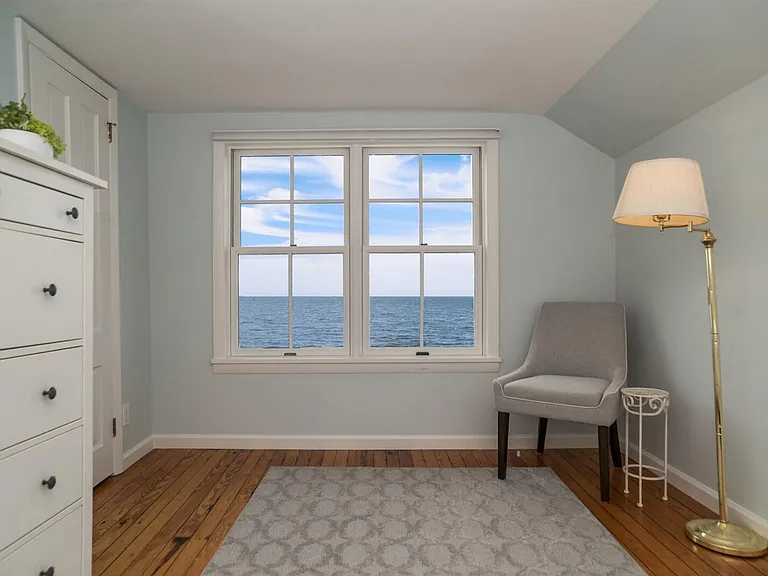 43 Soundview Ave — Photo 30