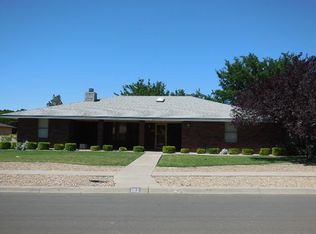 102 Tierra Berrenda Dr, Roswell, NM 88201