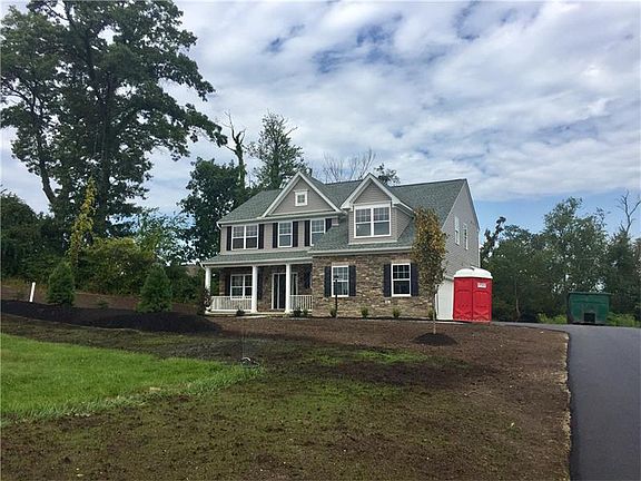 3rd image of 313 Buckingham Dr